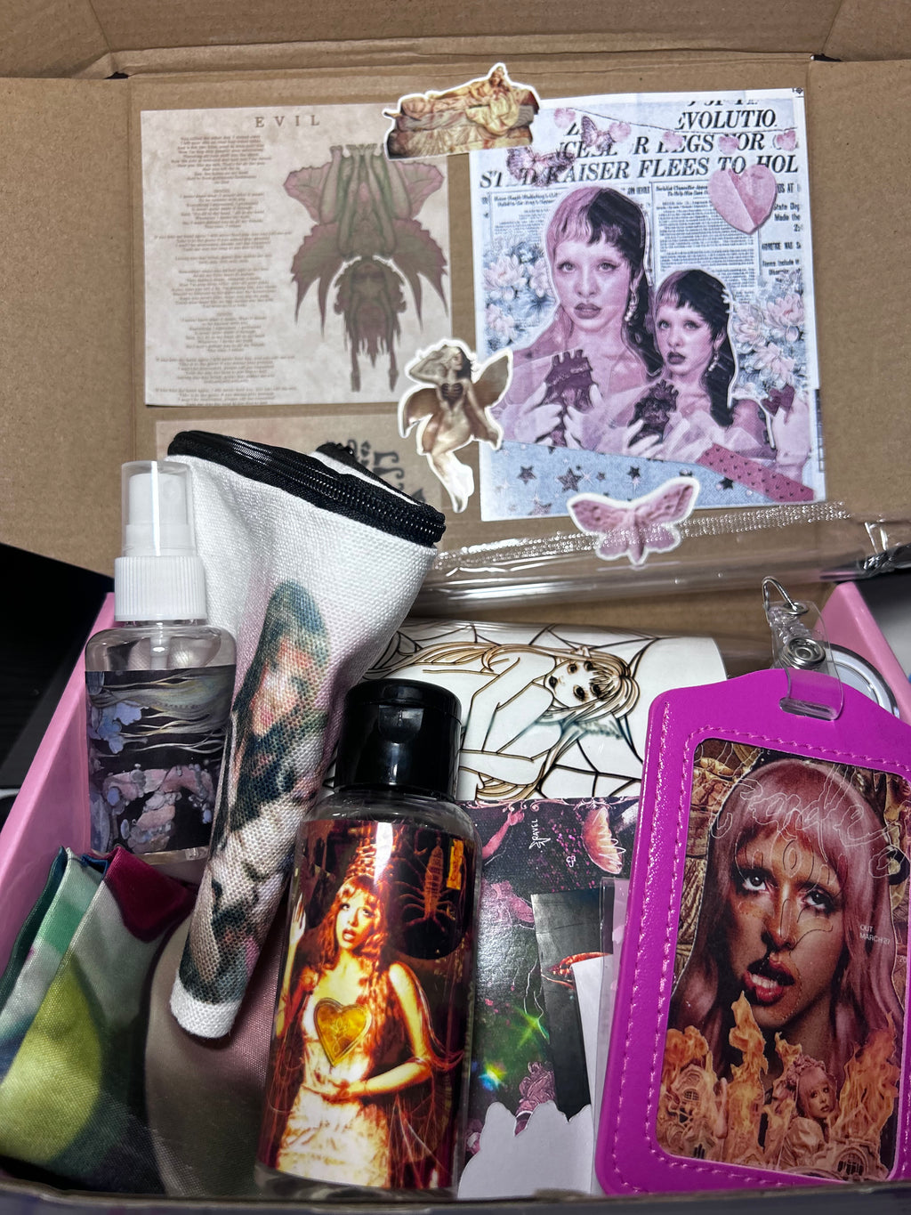 Melanie Martinez mystery box